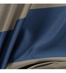 Academy Advance 32-Captain