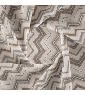 Poolside Wading 06-Pelican