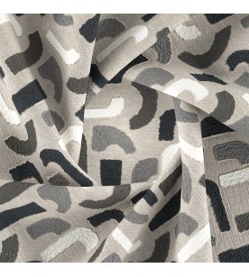 Riverside Salween 06-Plaza